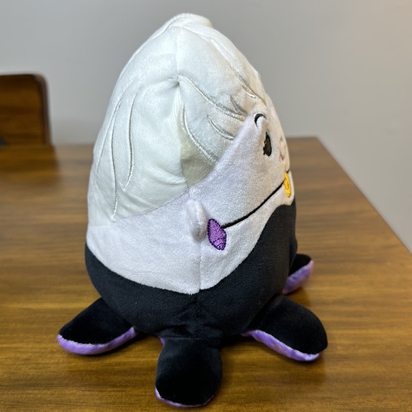 LAST ONE! Ursula Squishmallow Disney Villains 7.5” NWT - Picture 5 of 6